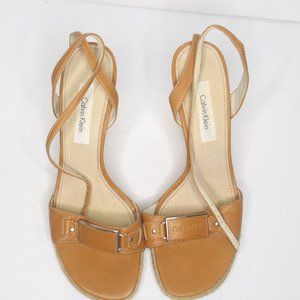 Calvin Klein size 10 platform shoes- tan